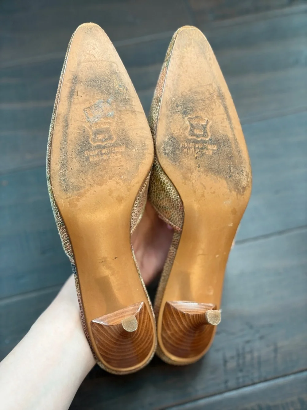 Vintage Stuart Weitzman Multicolor Floral Pointed Bow Mules - Picture 4 of 8